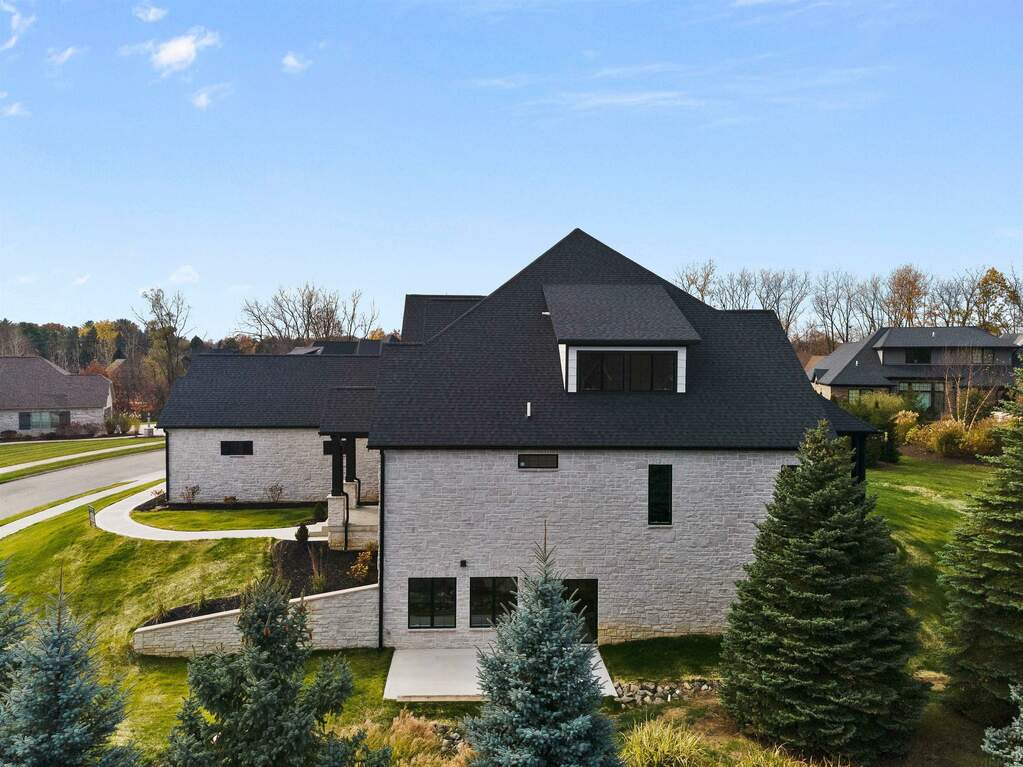 4025 Vermilion Cliffs, Fort Wayne, IN 46814 MLS 202344094