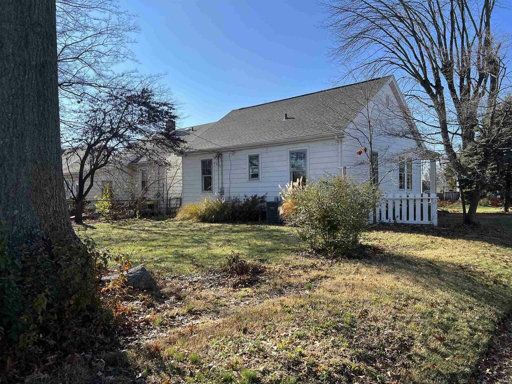 2471 N Bedford Avenue, Evansville, IN 47711 MLS 202344437