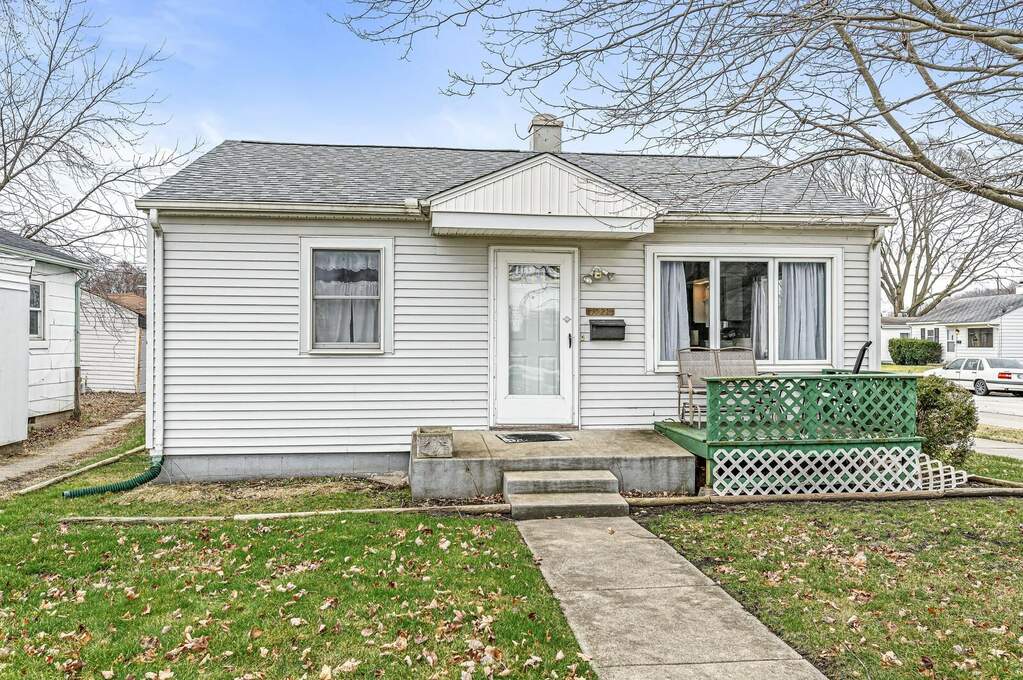 1022 Grand Boulevard, Mishawaka, IN 46544 MLS 202344505