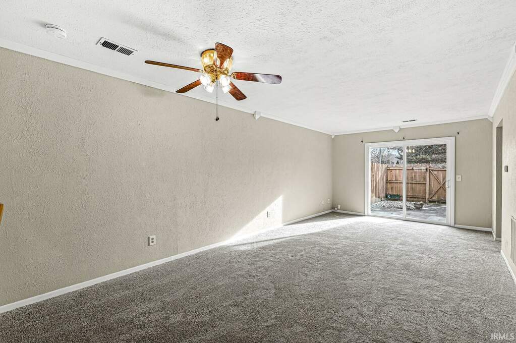 1124 Berkley Circle, Mishawaka, IN 46544 MLS 202344918 properties