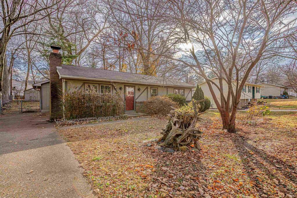 4986 Jamestown Drive, Newburgh, IN 47630 MLS 202345418 properties