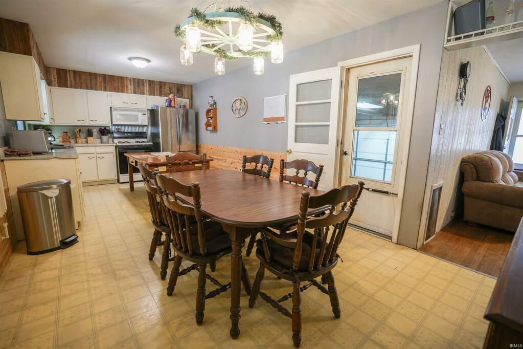 11870 W Lake Bluff Road, Monticello, IN 47960 MLS 202400881