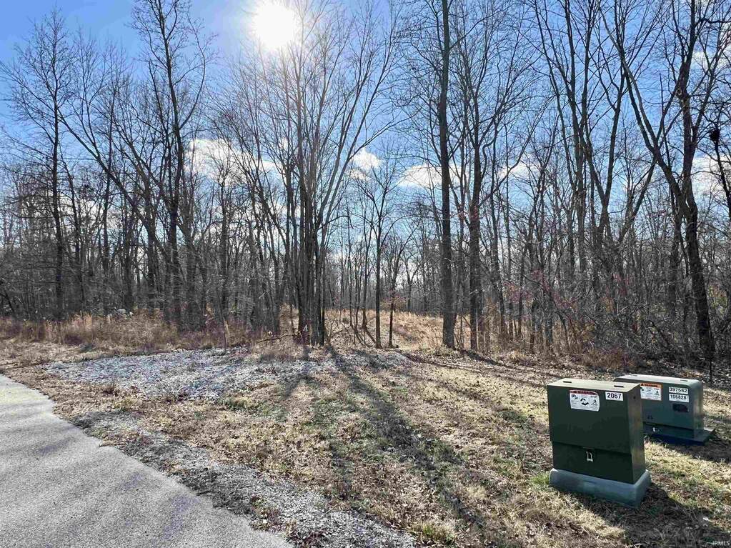 1399 Otter Drive, Boonville, IN 47601 MLS 202404884 properties Indy