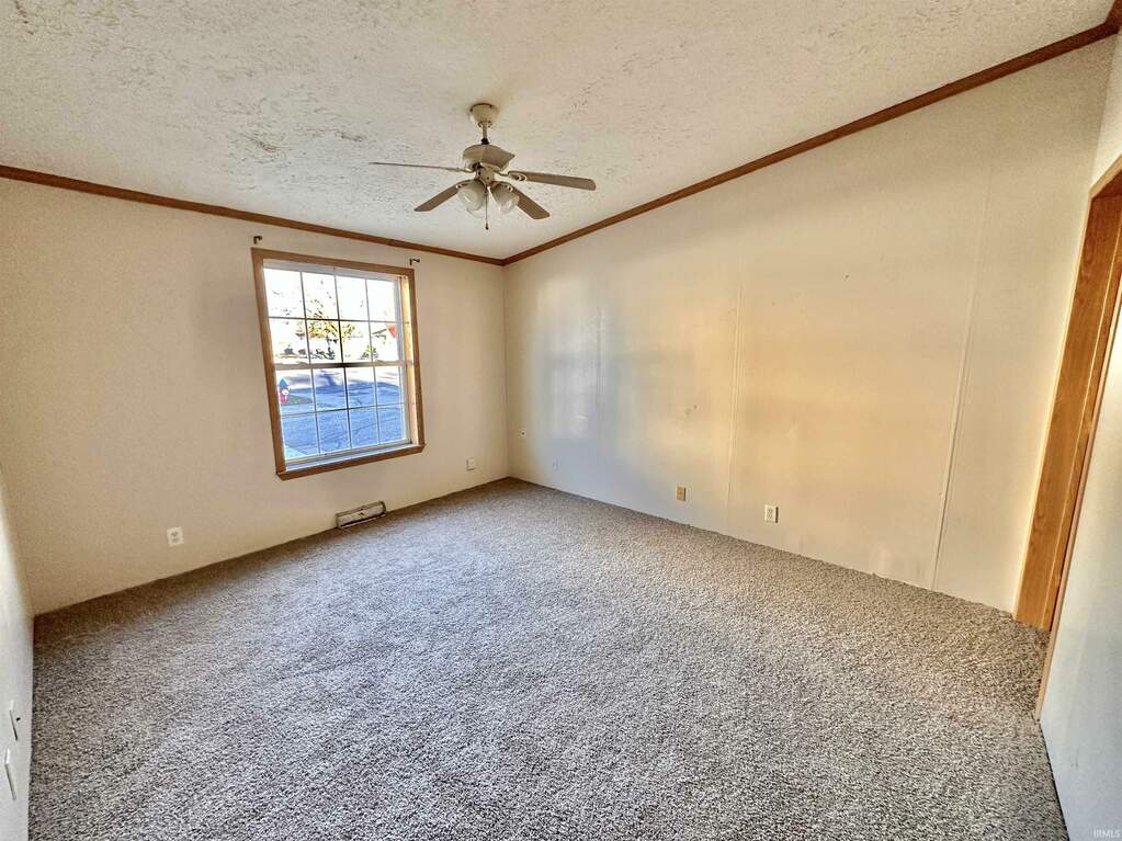 201 E Jefferson Boulevard, Mishawaka, IN 46545 MLS 202406421