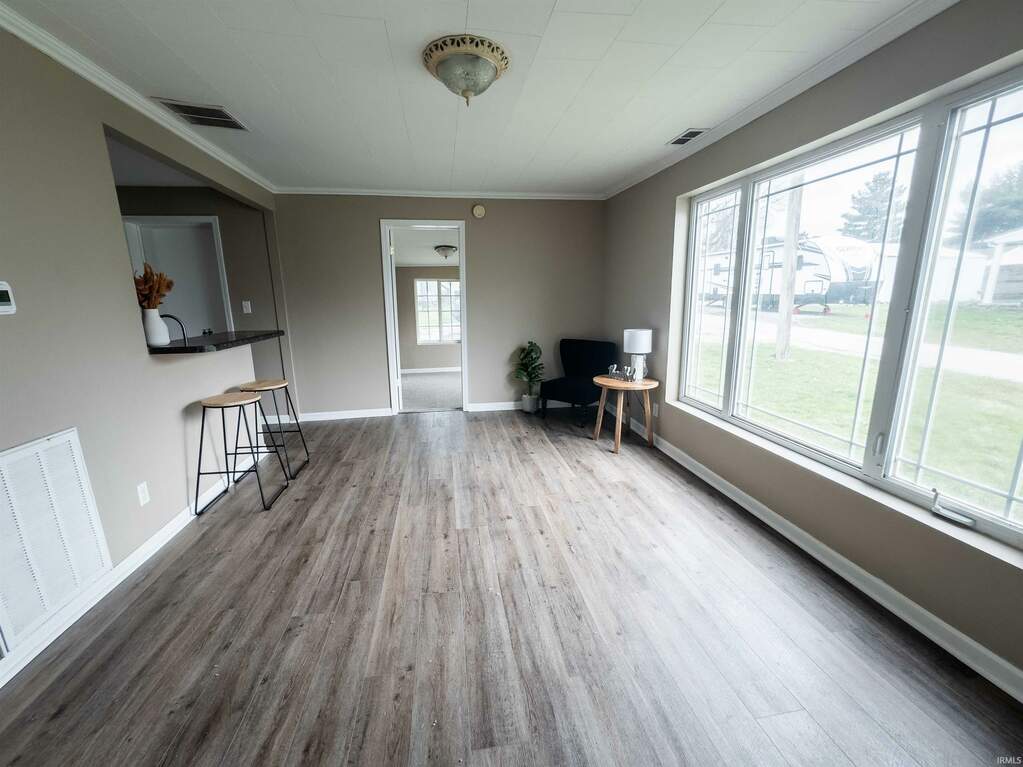 101 N Harrison Street, Bloomfield, IN 47424 MLS 202408544