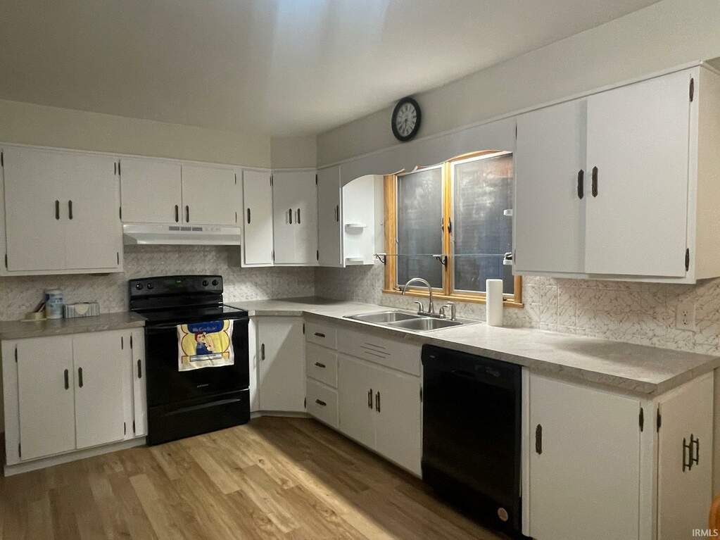 120 S Salem Street, Francesville, IN 47946 MLS 202408830 properties Indy