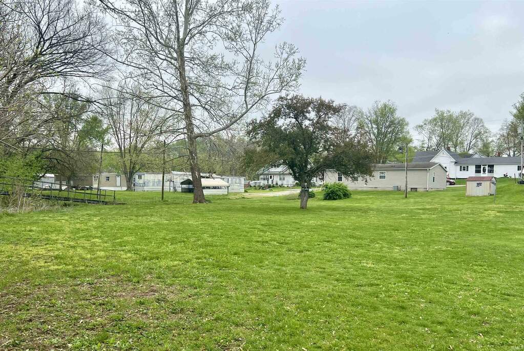 403 Se First Street, Paoli, IN 47454 MLS 202413333 properties Indy