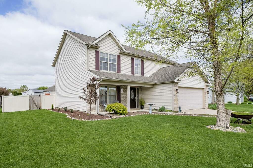 23 Freeman Drive, Rossville, IN 46065 MLS 202414106 properties Indy