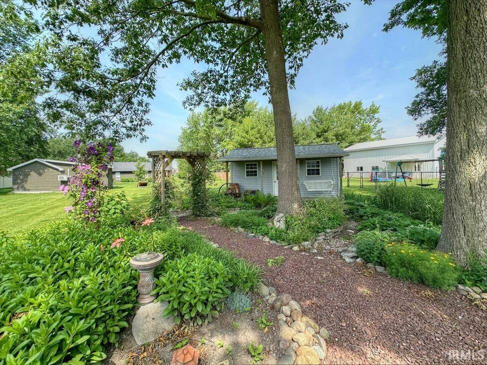 711 Laura Lane, Sweetser, IN 46987 MLS 202416781 properties Indy