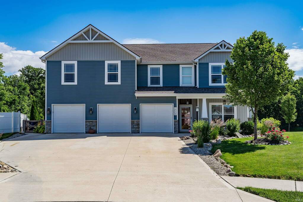 2008 Chandler Court, Auburn, IN 46706 MLS 202421157 properties Indy