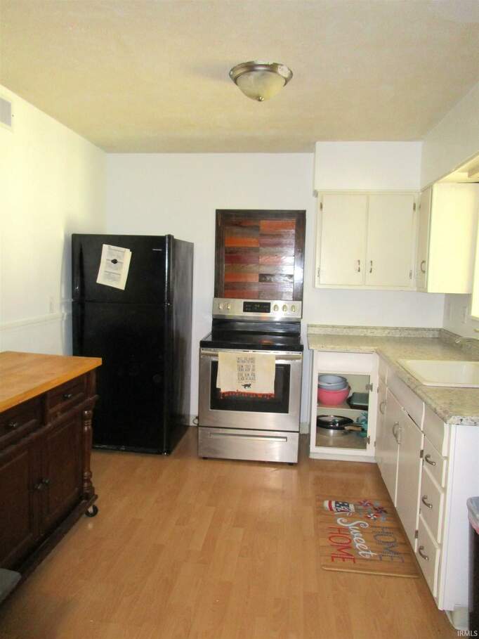 407 Marilyn Court, Kokomo, IN 46902 MLS 202421978 properties Indy