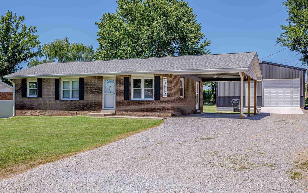 418 Les Drive, Chandler, IN 47610 MLS 202424798 properties Indy