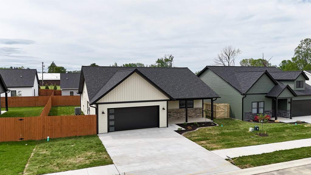 2106 Aruba Drive, Bedford, IN 47421 - View 2