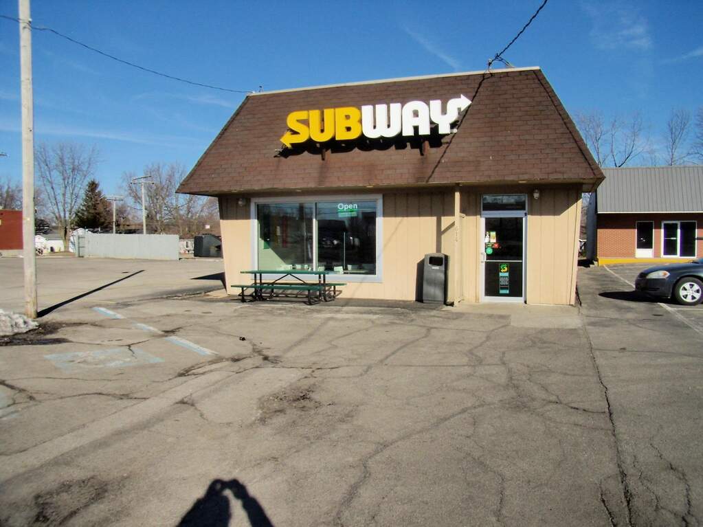 614 N Wayne St., Angola, IN 46703, Angola