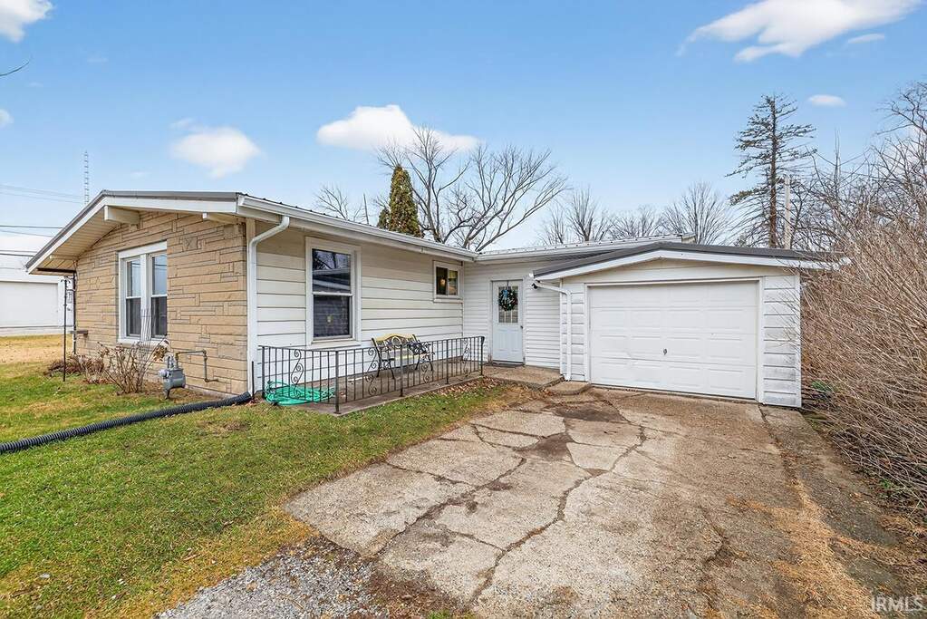1674 Toledo Road, Elkhart, IN 46516 - View 3