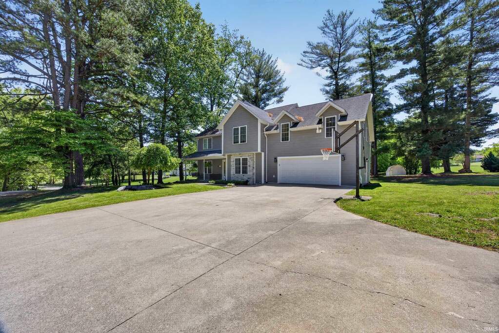 537 Southridge Drive, Bedford, IN 47421 - View 3