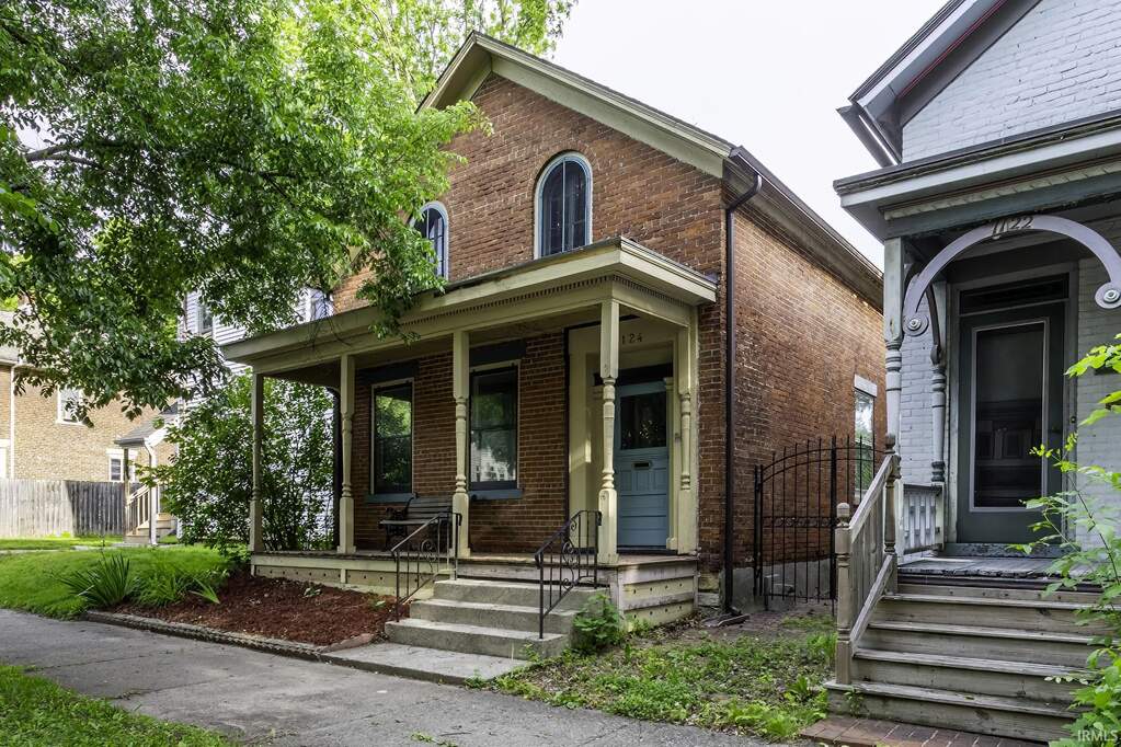 1124 W Jefferson Boulevard, Fort Wayne, IN 46802