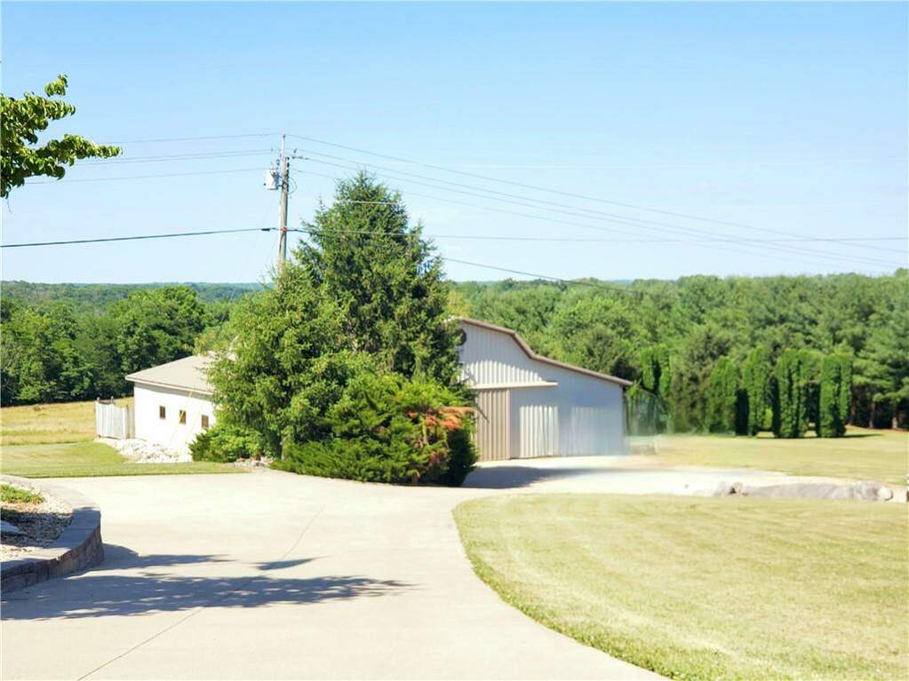 3500 W Maple Grove Road Bloomington, Indiana 47404 MLS 21868601