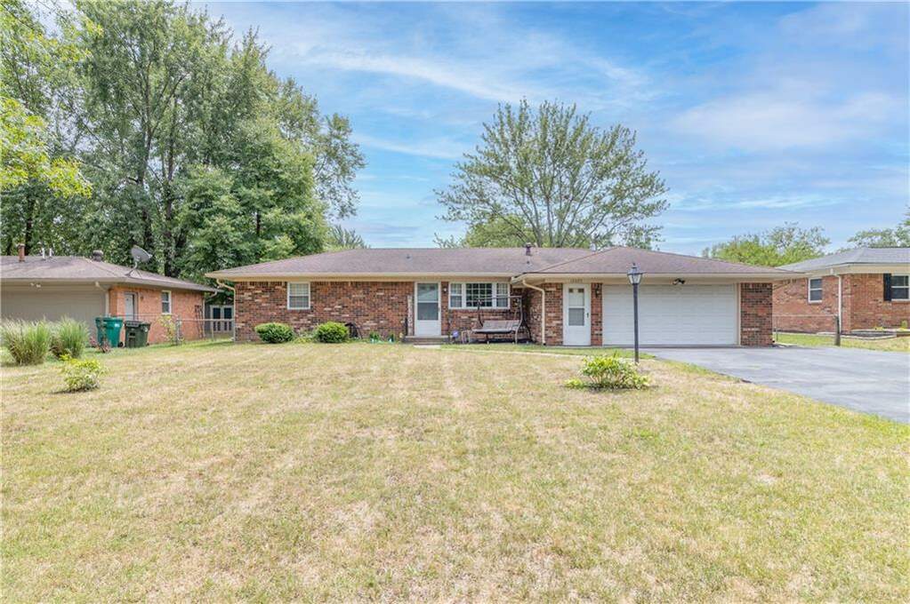 12225 Beckley Road, Cumberland, IN 46229 MLS 21875138 properties Indy