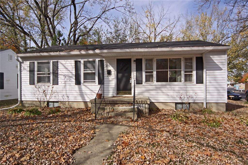 210 W Sycamore Street, Zionsville, IN 46077 MLS 21888891