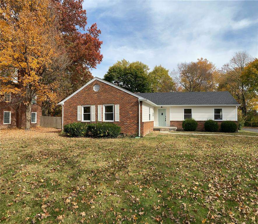 8765 Spring Mill Road, Indianapolis, IN 46260 MLS 21891933