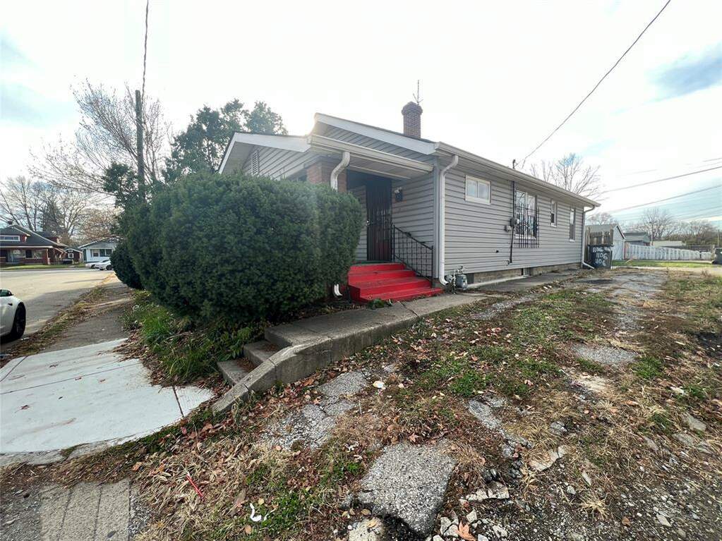 1010 N Denny Street, Indianapolis, IN 46201 MLS 21896574