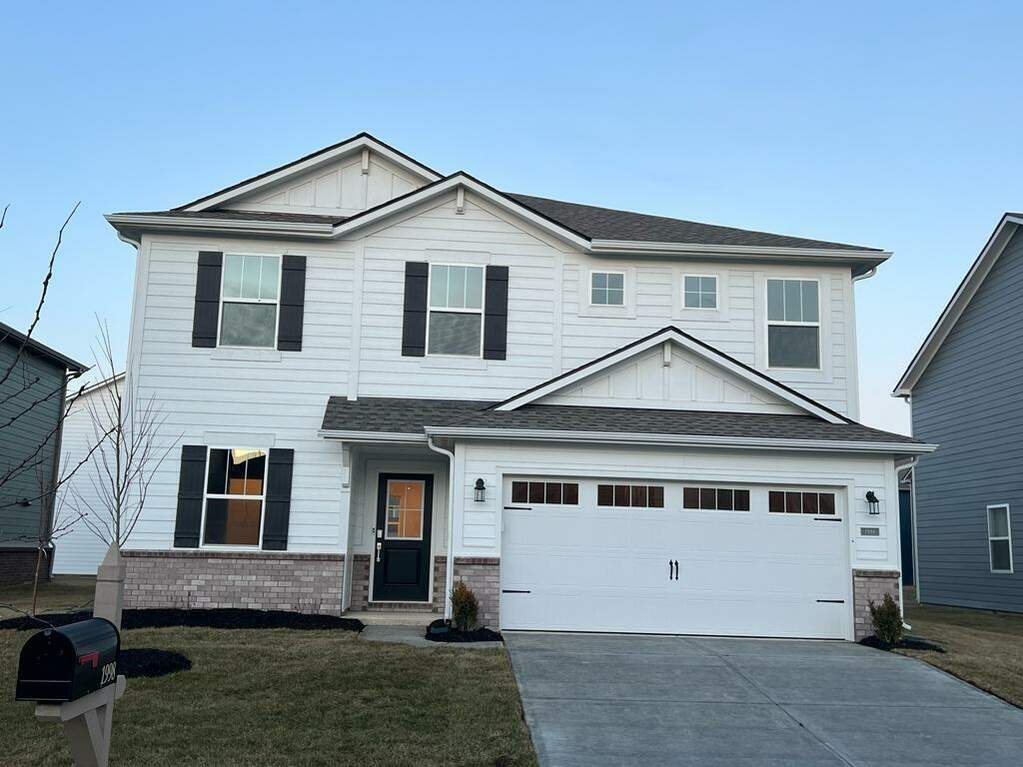 1998 Cooper Lane, Westfield, IN 46074 MLS 21898601 properties Indy
