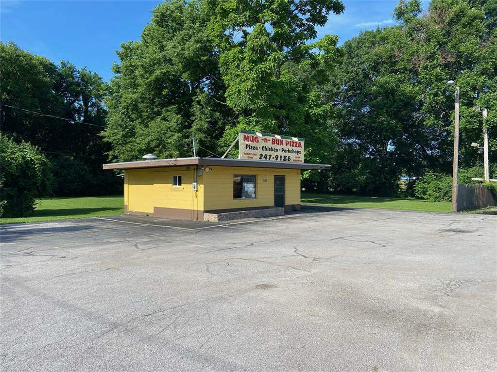 5211 W 10th Street, Speedway, IN 46224 MLS 21899173 properties Indy