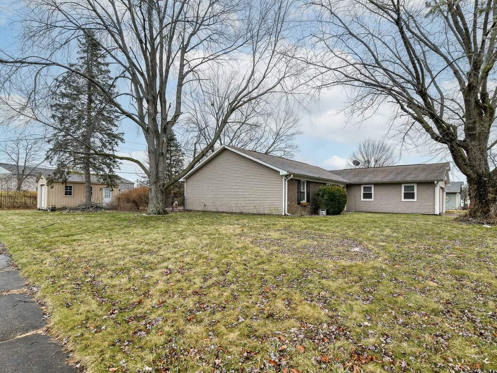 8401 Culpeper Drive, Indianapolis, IN 46227 MLS 21900224