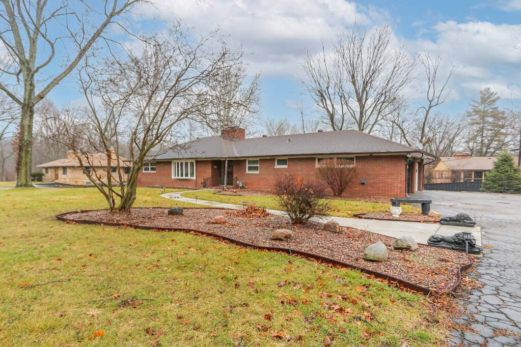 4365 Kessler Boulevard North Drive, Indianapolis, IN 46228 MLS