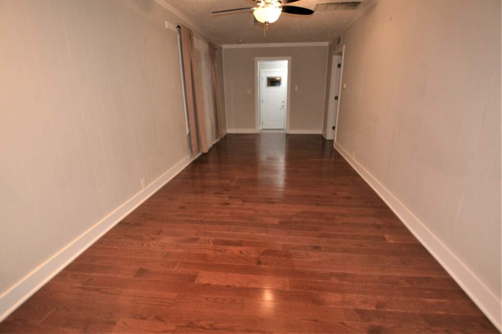 233 Sycamore Street, Chesterfield, IN 46017 MLS 21900907