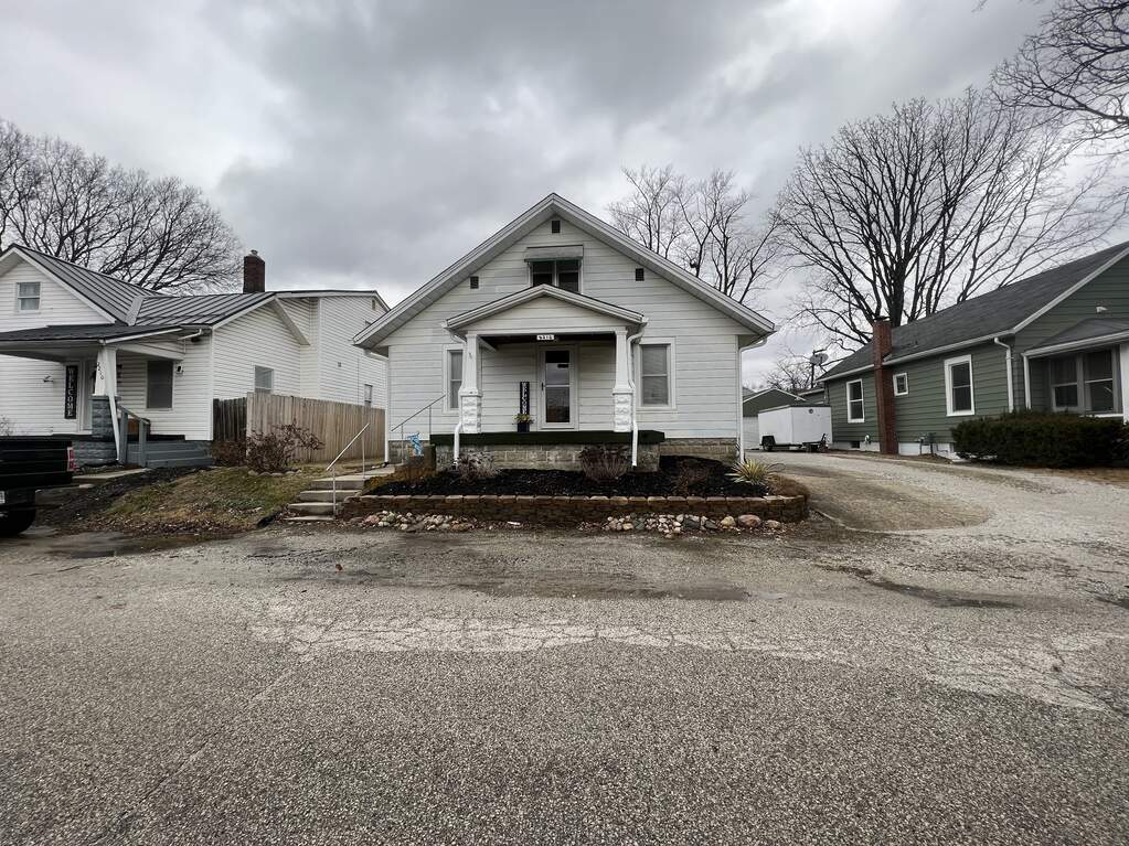 2212 Central Street, Lafayette, IN 47905 MLS 21901907 properties Indy