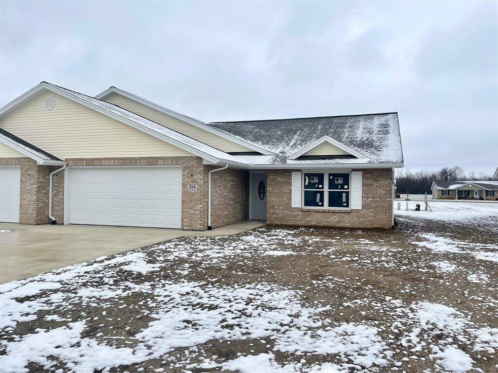 314 E Charter Drive, Muncie, IN 47303 MLS 21902616 properties Indy