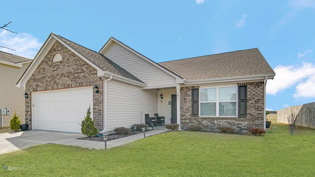 743 Jefferson Park Drive, Pittsboro, IN 46167 MLS 21905884