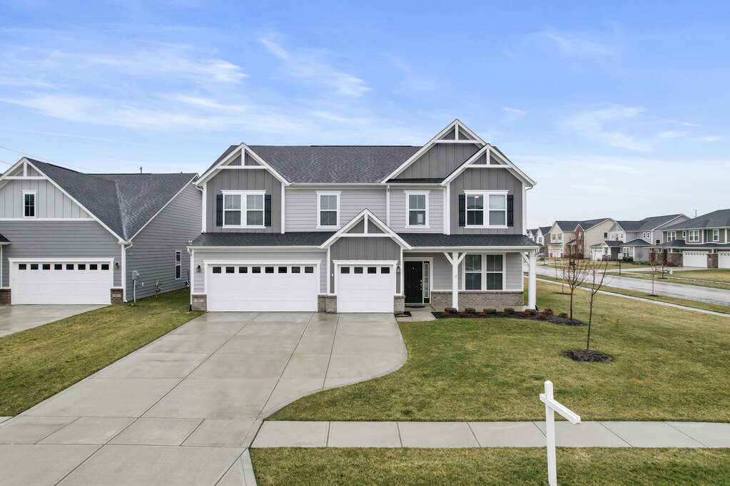 4037 Carnegie Lane, Zionsville, IN 46077 MLS 21906203 properties Indy