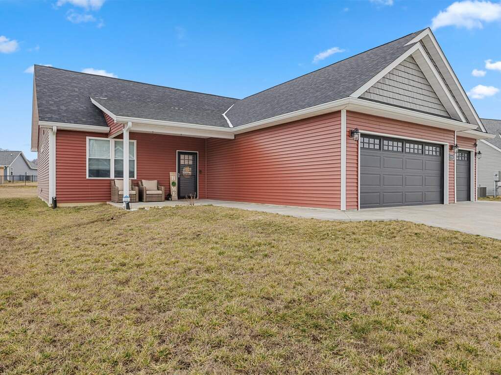 120 Woods Edge Boulevard E, Greencastle, IN 46135 MLS 21906394