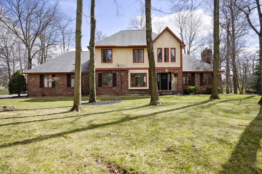 4185 S Carrie Dr, New Palestine, IN 46163 | MLS# 21908134 | @properties