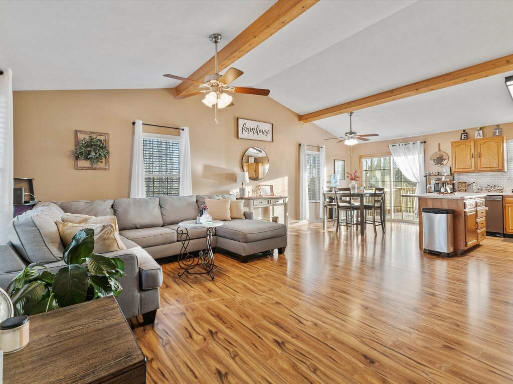 266 E Lakeview Drive, Nineveh, IN 46164 MLS 21908321 properties Indy