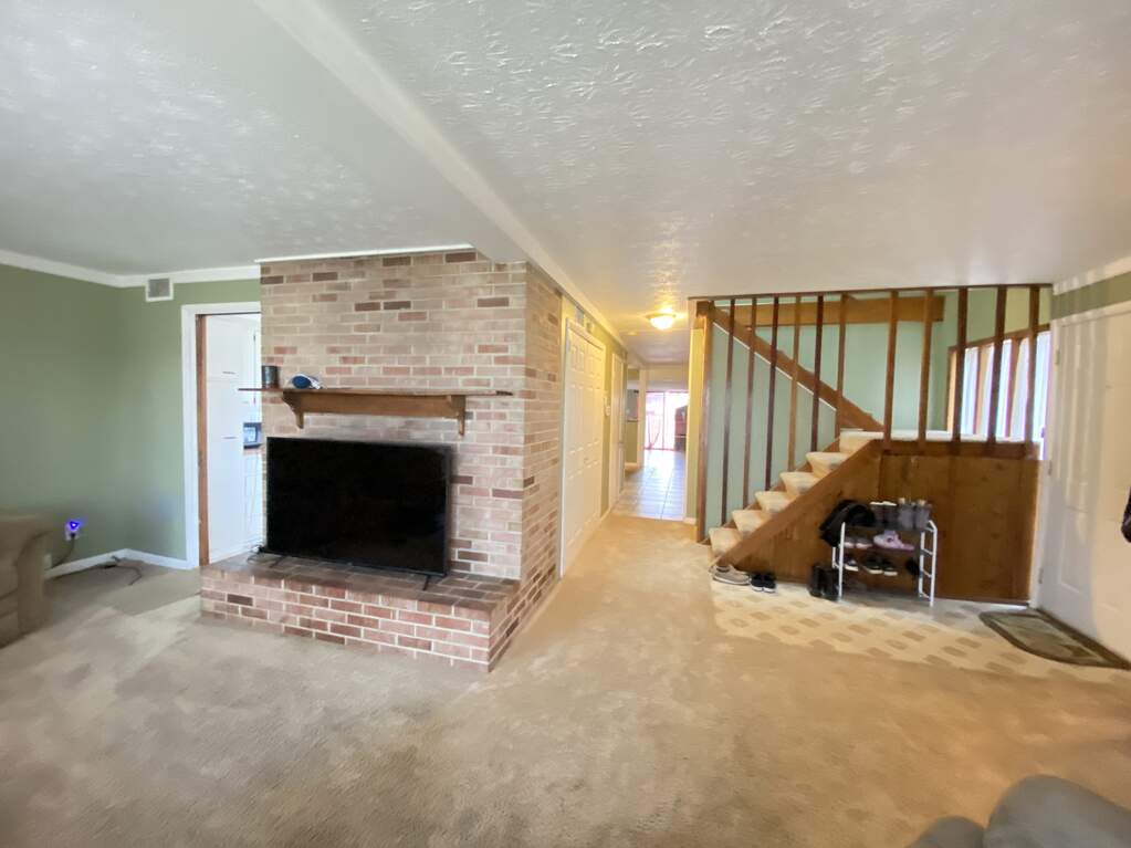 415 N Woodland Heights, Crawfordsville, IN 47933 MLS 21909164