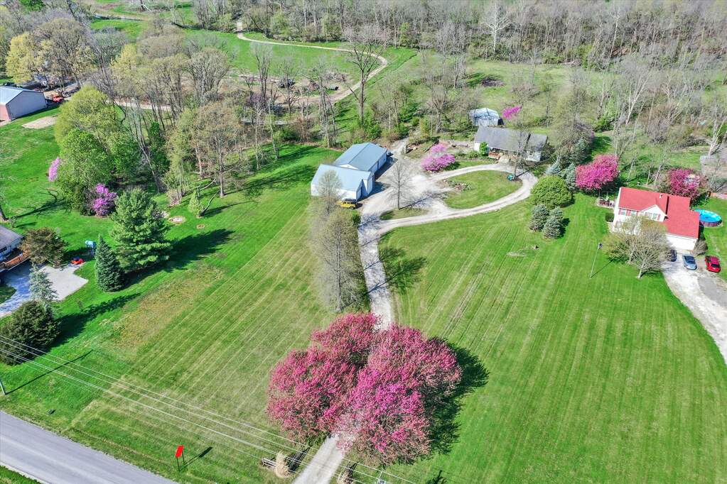 344 S 1100 E, Zionsville, IN 46077 MLS 21915803 properties Indy