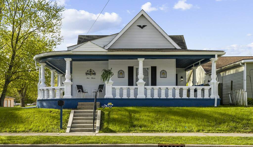 911 W Washington Street, Alexandria, IN 46001 MLS 21919219