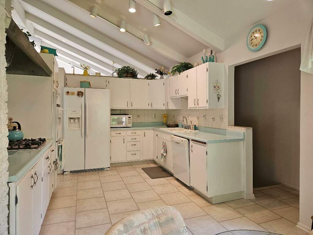 750 Valley Drive, Martinsville, IN 46151 MLS 21922237 properties Indy