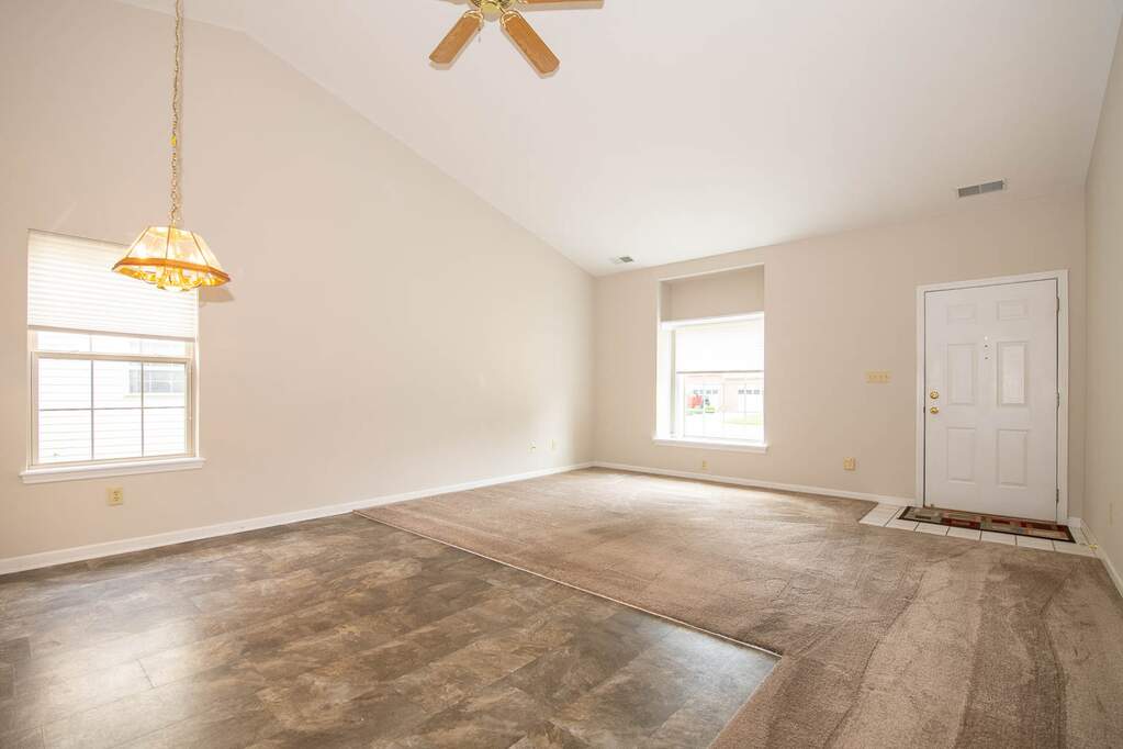 816 Sorrell Court Lebanon IN 46052 MLS# 21927122 properties Indy