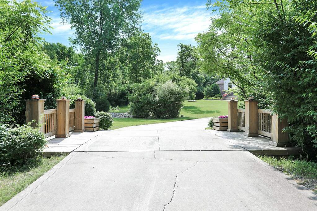 12345 E 86th Street, Indianapolis, IN 46236 MLS 21928638