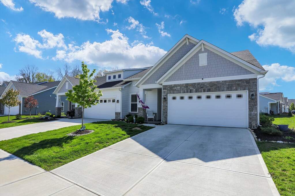 10105 Bolcom Court Noblesville IN 46060 MLS# 21931715 properties 10105 Bolcom Court Noblesville IN 46060 MLS# 21931715 properties