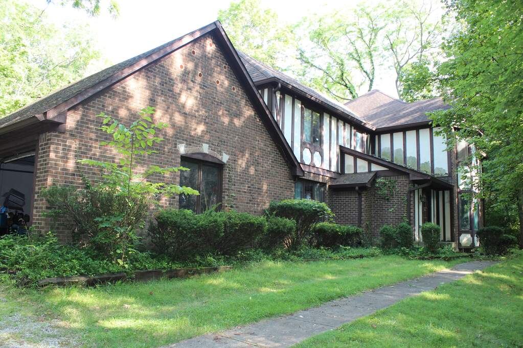 6512 Lake Forest Drive, Avon, IN 46123 MLS 21935408 properties Indy