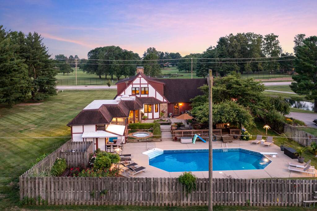 4330 Rocky Ford Road, Columbus, IN 47203 MLS 21935740 properties Indy