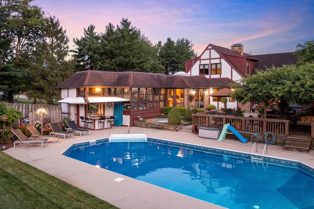 Single Family Homes For Sale In Columbus Indiana 4330 Rocky Ford Road, Columbus, IN 47203 | MLS# 21935740 | @properties Indy