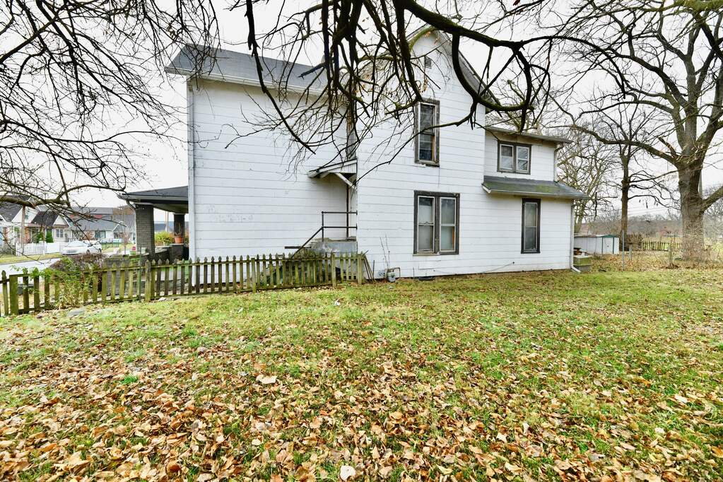 558 562 Tremont, Indianapolis, IN 46222 MLS 21956504 properties