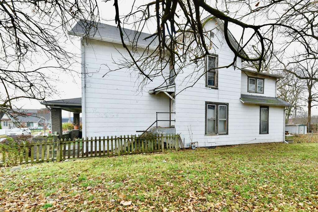 558 562 Tremont, Indianapolis, IN 46222 MLS 21956504 properties